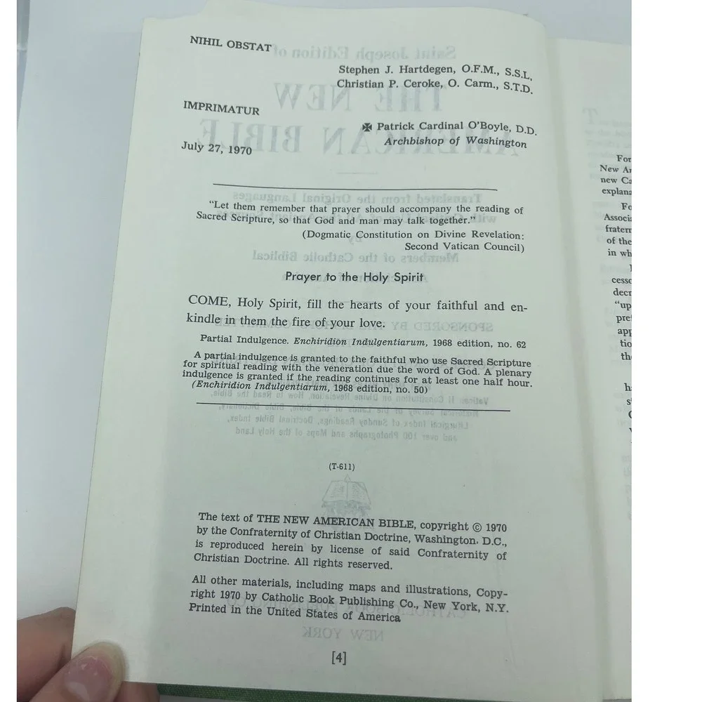 New American Bible Saint Joseph Edition 1970 Large Type Illustrated‎ Green T-611